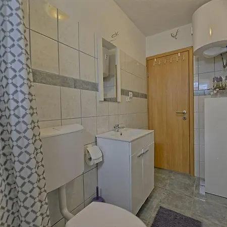 Gogos Apartment *